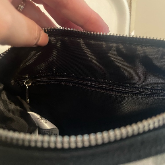 Disney medium size purse - Picture 7 of 9